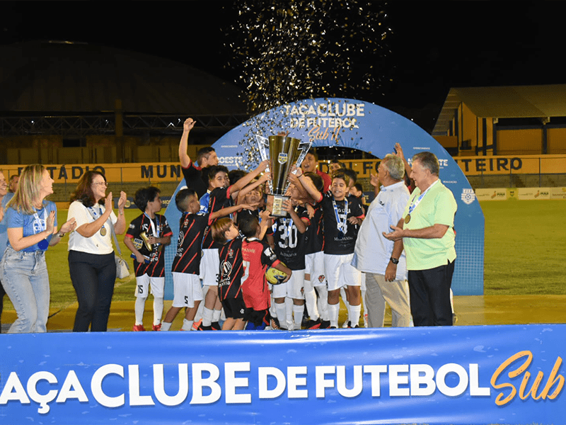 Camisa 7 é campeão da Taça Clube de Futebol Sub-11.