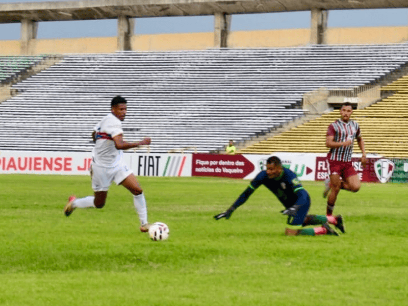Piauí e Oeirense vencem jogos deste sábado