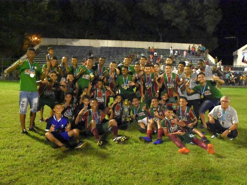 Fluminense vence o River e foca com título do Piauiense Sub-19