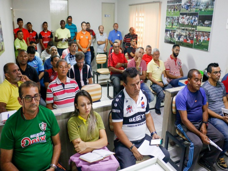 FFP realiza arbitral e sorteio de grupos do Piauiense Sub-13