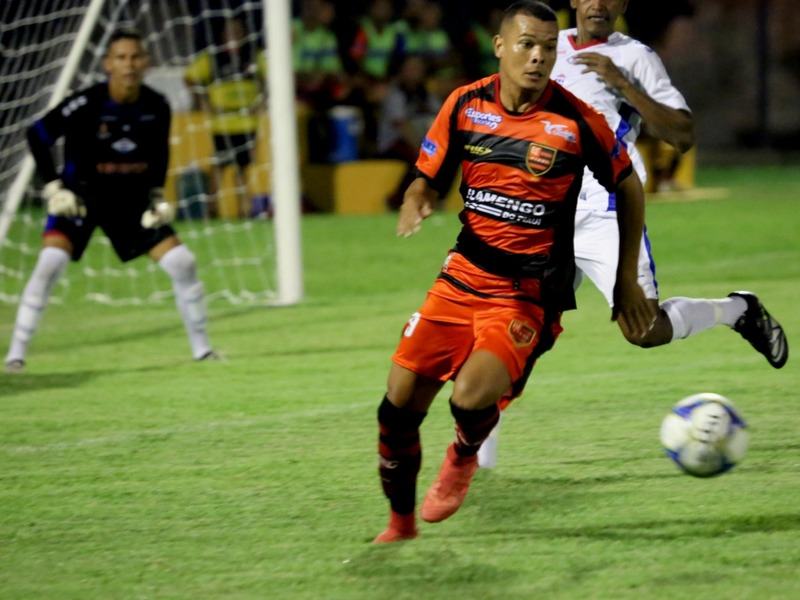 Flamengo vence clássico e lidera o Piauiense Kaiser 2019