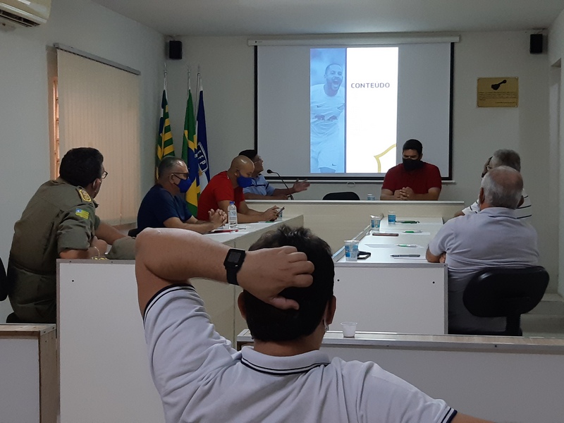 FFP apresenta aos clubes guia de retorno de competições da CBF