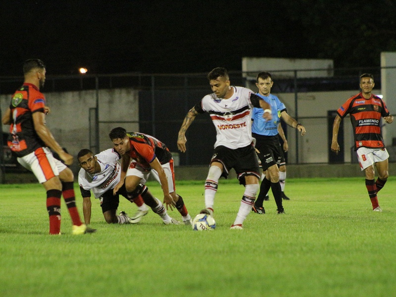 4 de Julho, Altos e River vencem confrontos da 8ª rodada